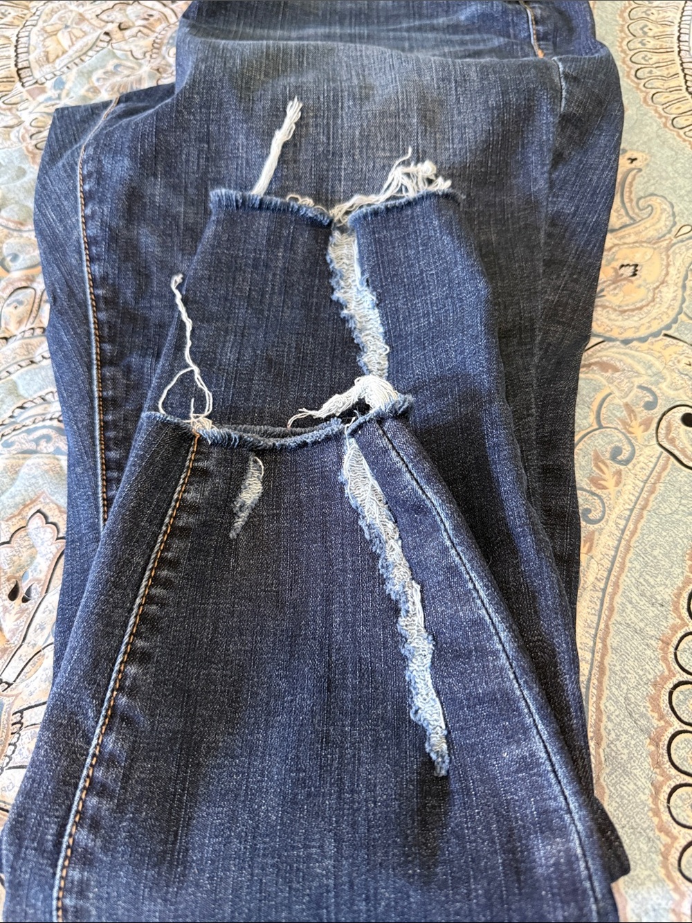 Lane Bryant Men's Slim Straight Jeans in Dark Blue Denim with Distressed Detail - Picture 4 of 4